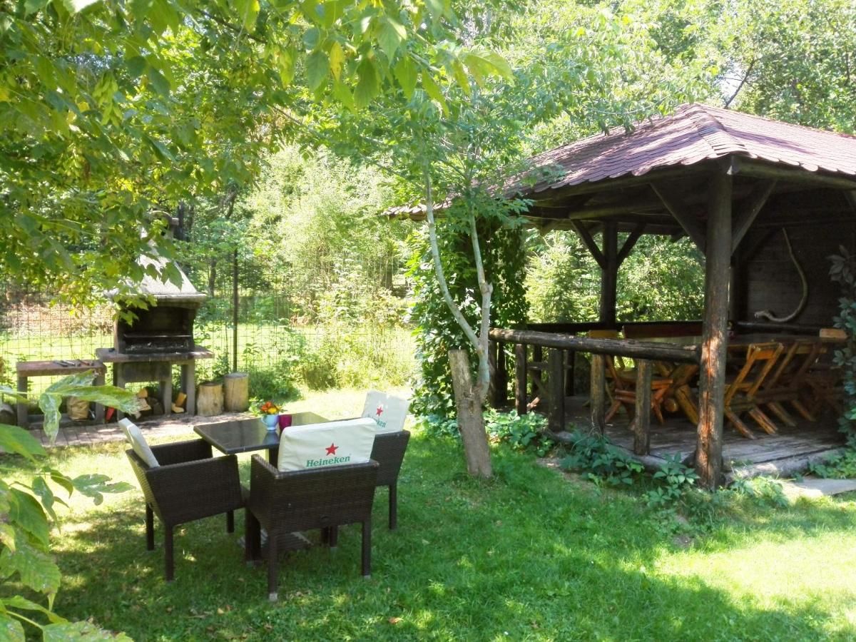 Курортные отели Vila Carpathia Бран-14