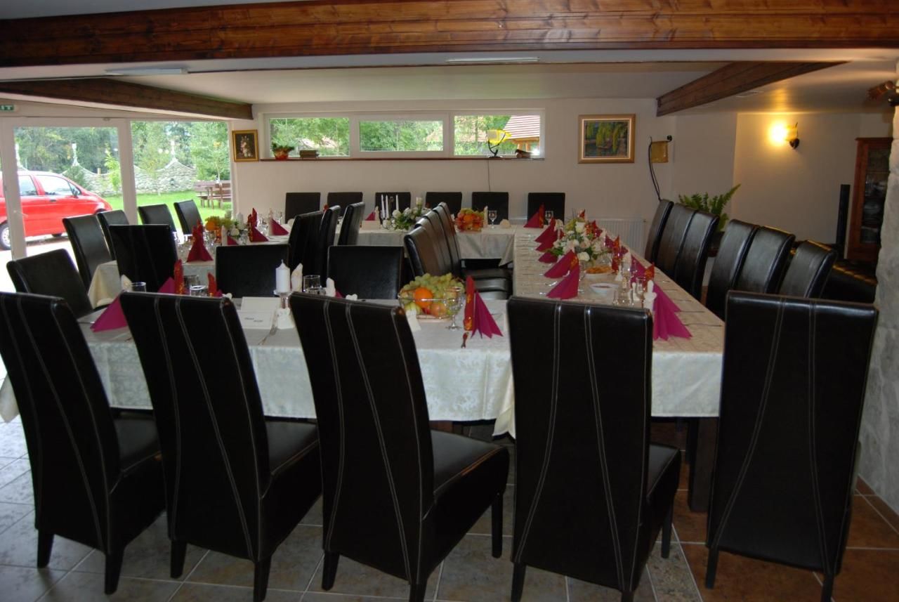 Курортные отели Vila Carpathia Бран-17