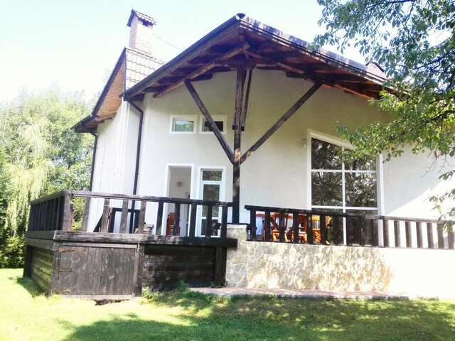 Курортные отели Vila Carpathia Бран-5