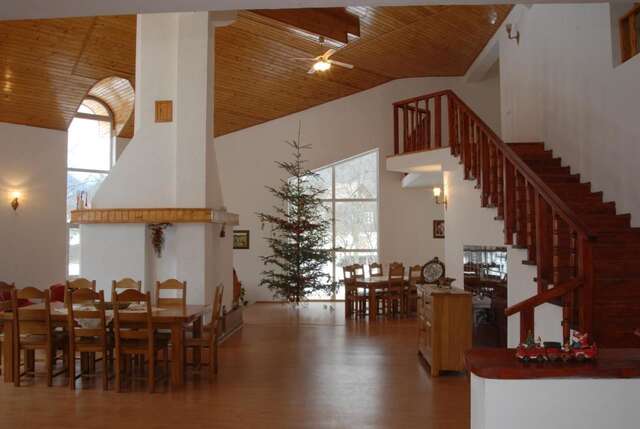 Курортные отели Vila Carpathia Бран-10